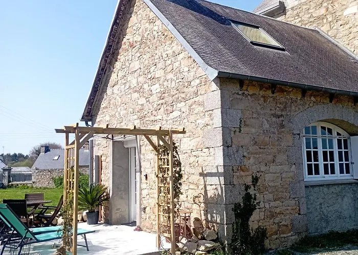 Cottage 3 Etoiles A 25 Mn De La Cote De Granit Rose